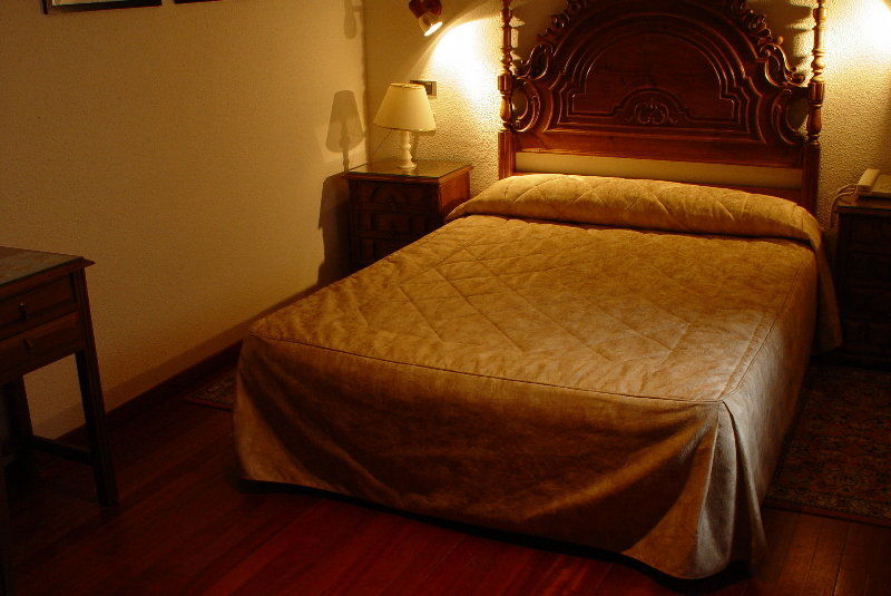 Hotel Los Perales Puebla de Sanabria Εξωτερικό φωτογραφία